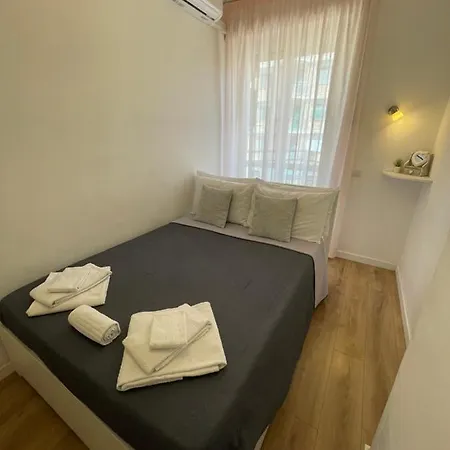 ゲストハウス Trastevere Sweet Rest 4*