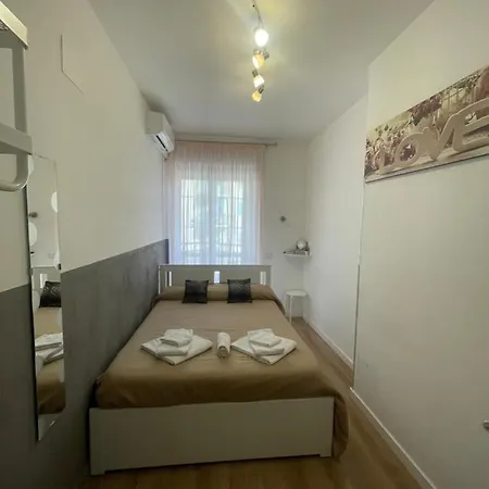 Trastevere Sweet Rest 4* ローマ